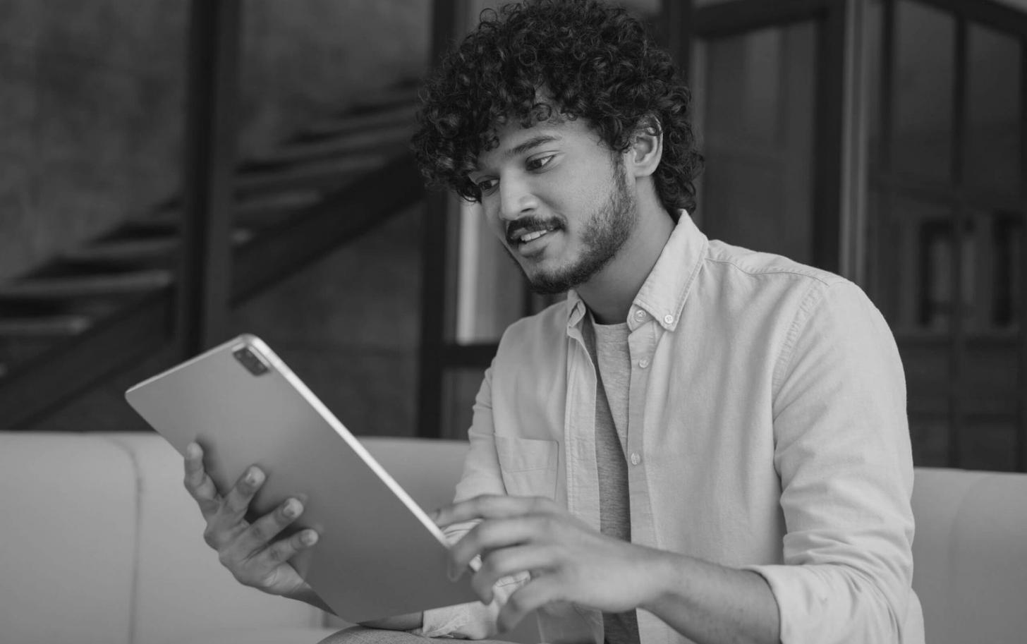 Interactive quiz interface for financial learning